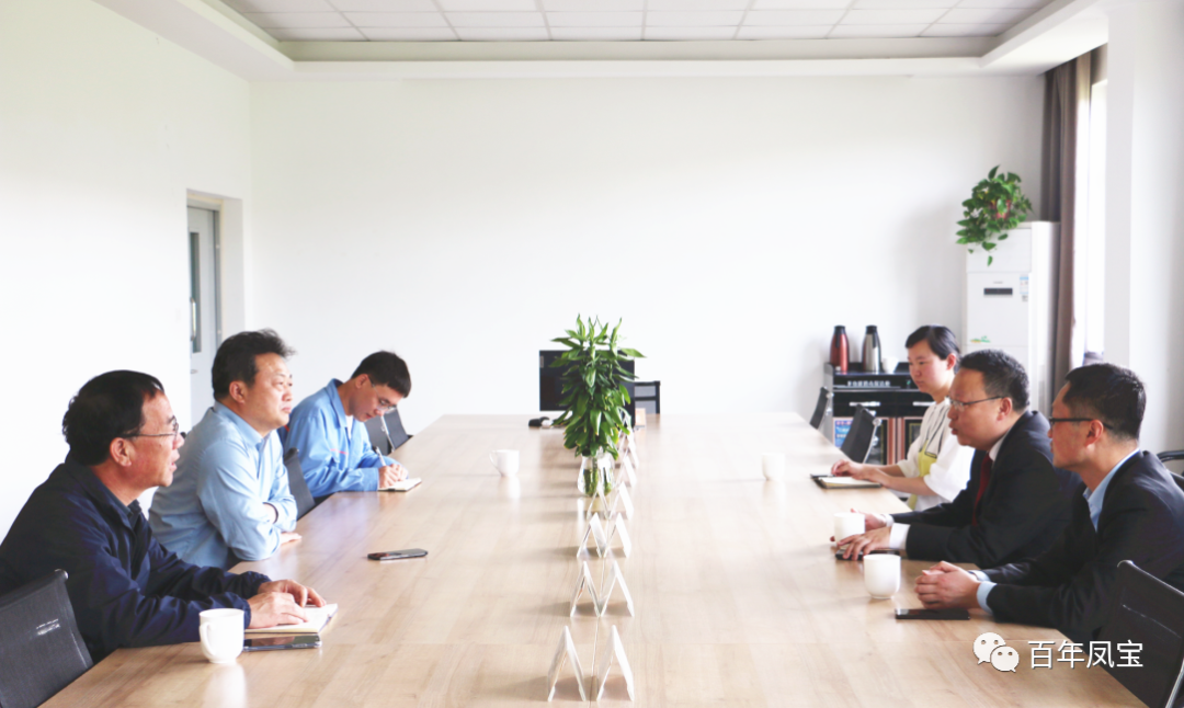 林州法院领导到新利官方网站_新利(中国)股份有限公司重科走访 深入推进法制化营商环境